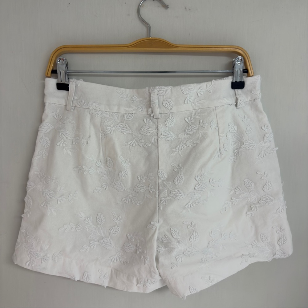 LOFT Women's Riviera Floral Embroidered Shorts NWT - Picture 4 of 9
